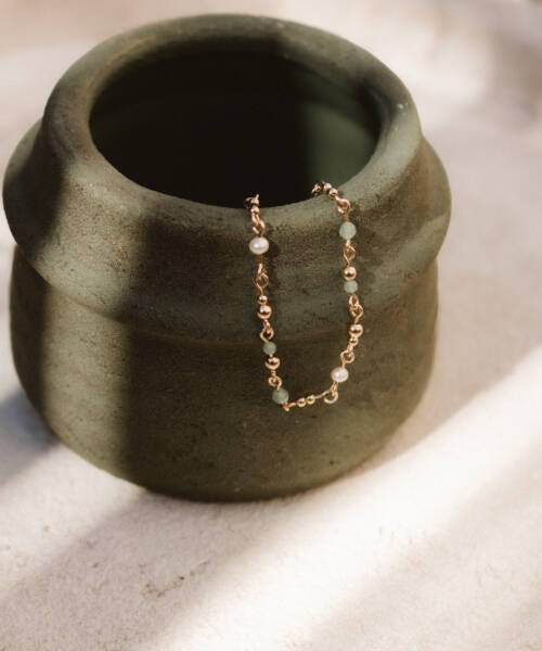 - imageBracelet chaine avec 1 perle – Aura